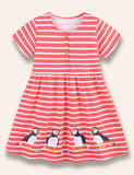 Gestreepte jurk met pinguïnapplicatie